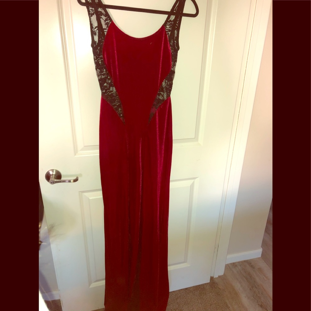 Gown red carpet